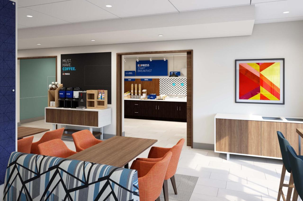 Express & Downtown By Ihg Hotel
