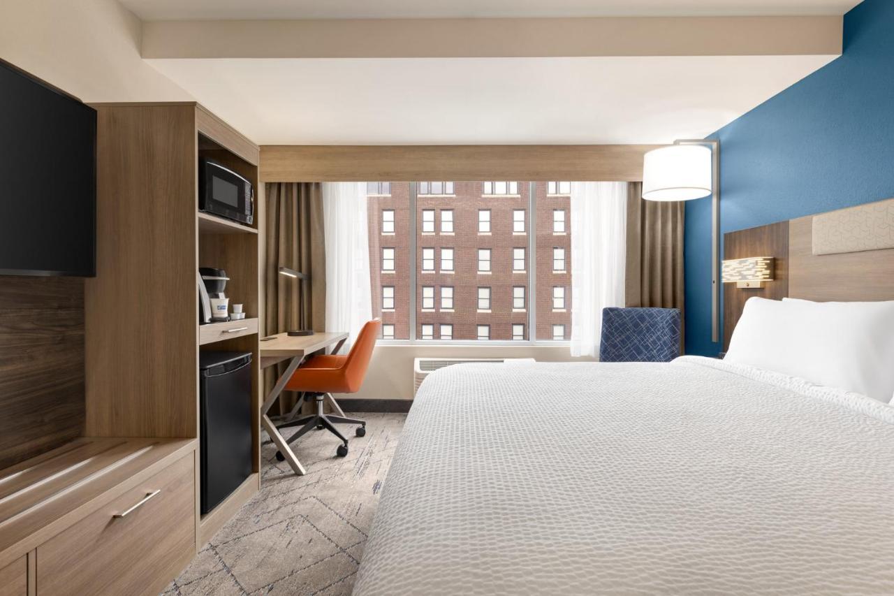 Express & Downtown By Ihg